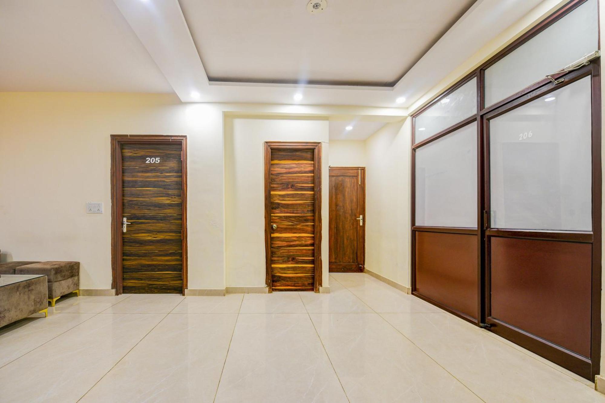 Hotel O Ridge Way Stays Faridabad Esterno foto